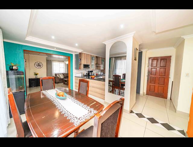 3 BEDROOM FREESTANDING FOR SALE IN LEACHVILLE